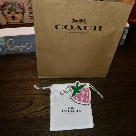 New Glitter Shimmering Strawberry Purse Charm/Keychain - Picture 4 of 8